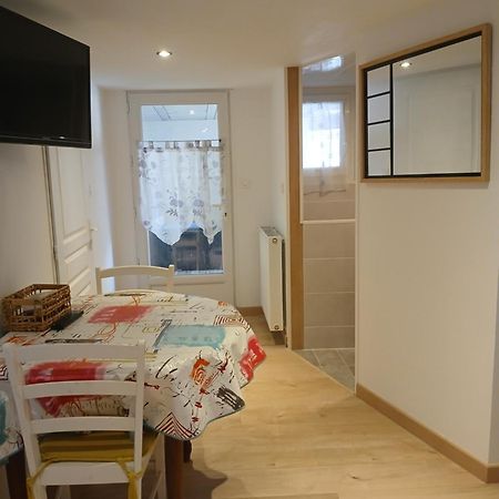 Le Lys Apartment Saintes Ngoại thất bức ảnh